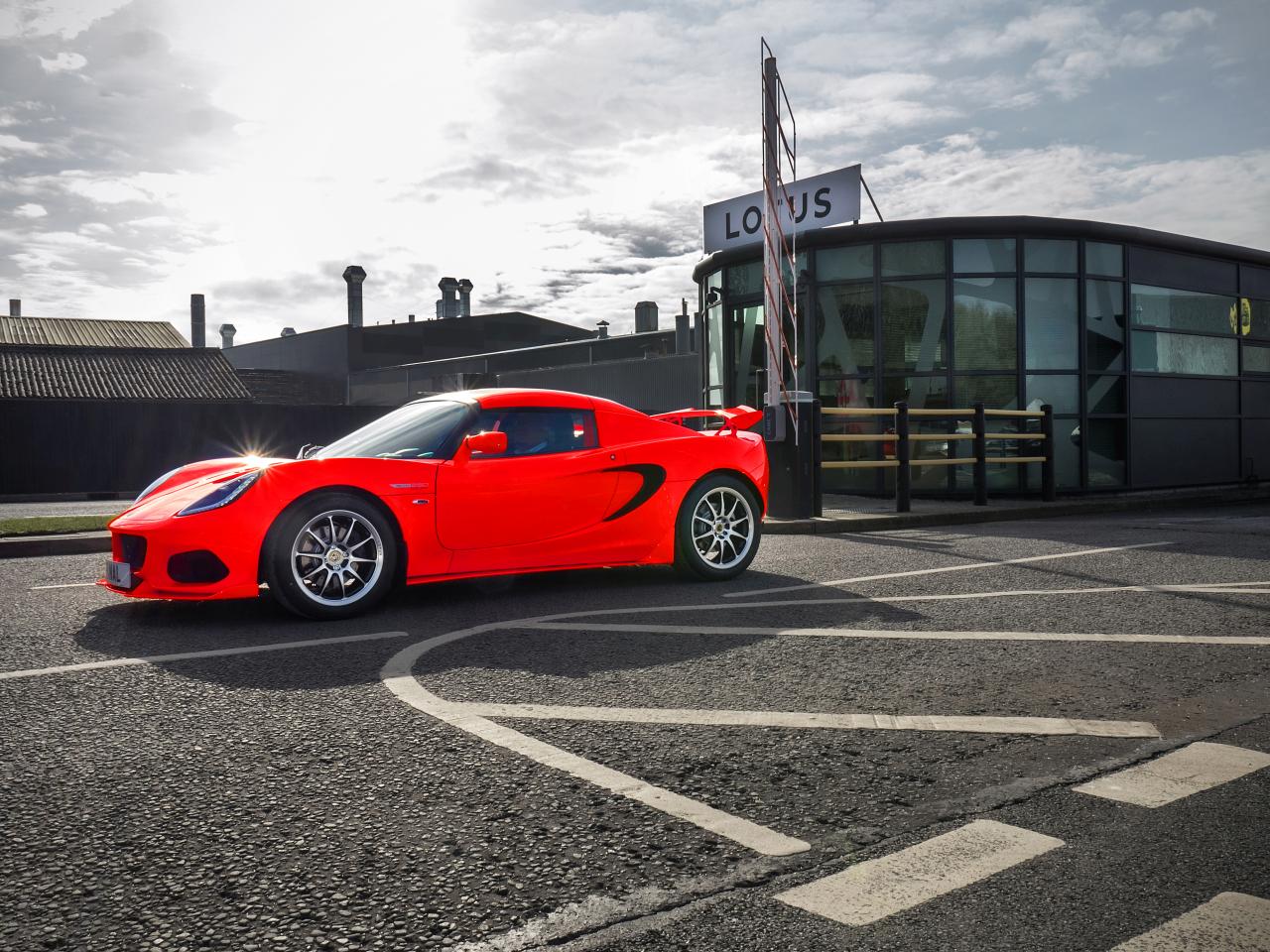 Lotus Elise Cup 250 Final Edition-Bright Red-2