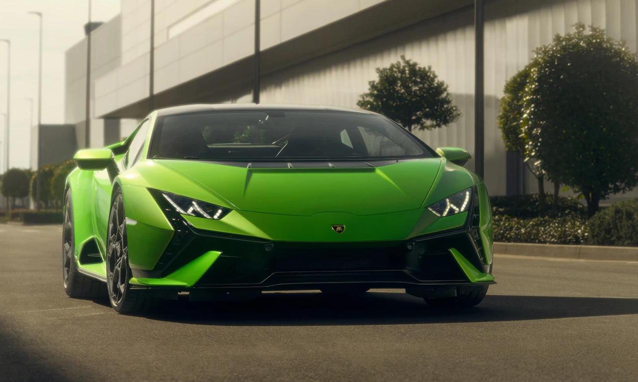 Lamborghini Huracan Tecnica-V10 RWD-3