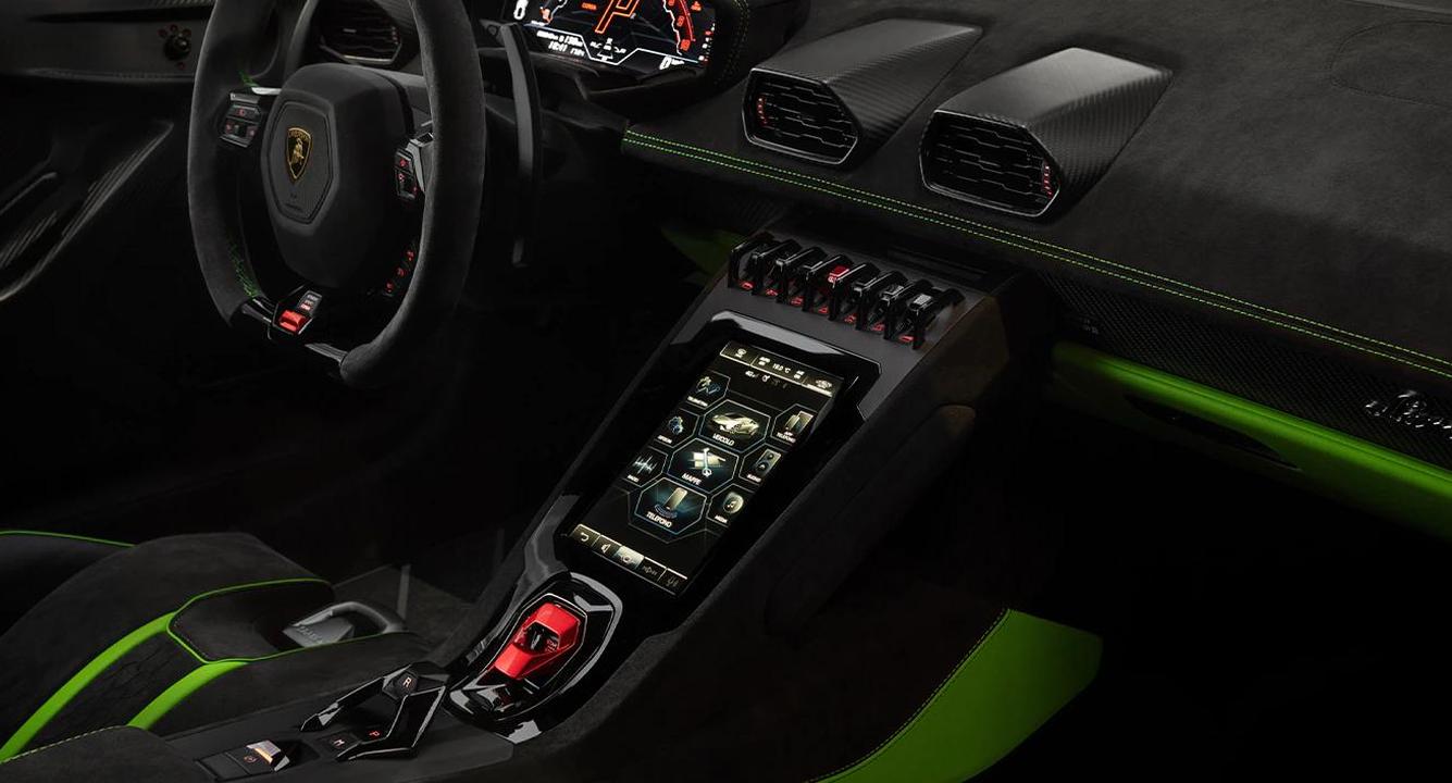 Lamborghini Huracan Tecnica-V10 RWD-4